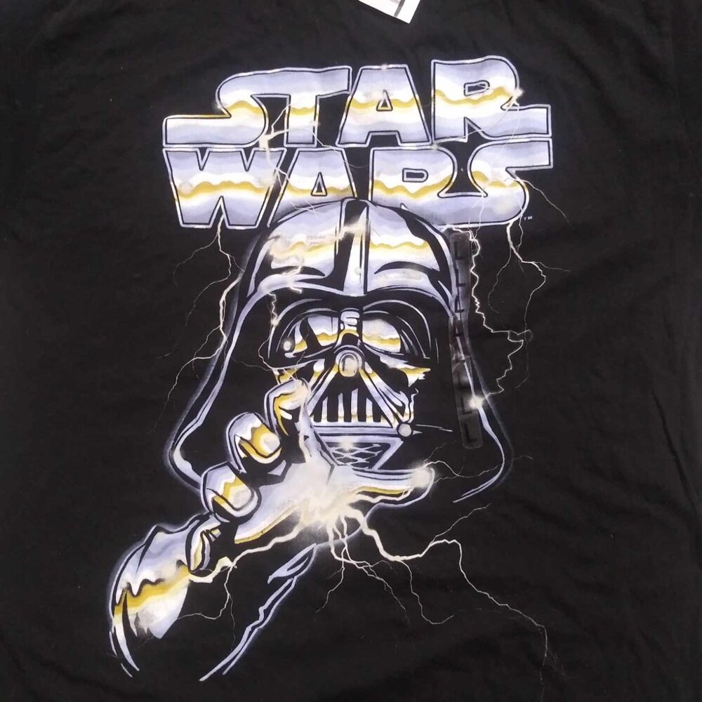Darth Vader Star Wars Tshirt NWT